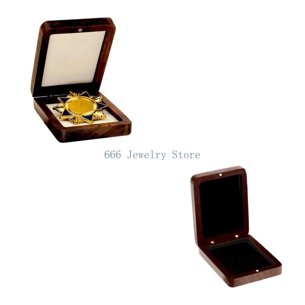 Collectors Coins Jewelry & Watches Of Smithtown Photos - F2TD Drewniany stojak na plakietki Drewniany